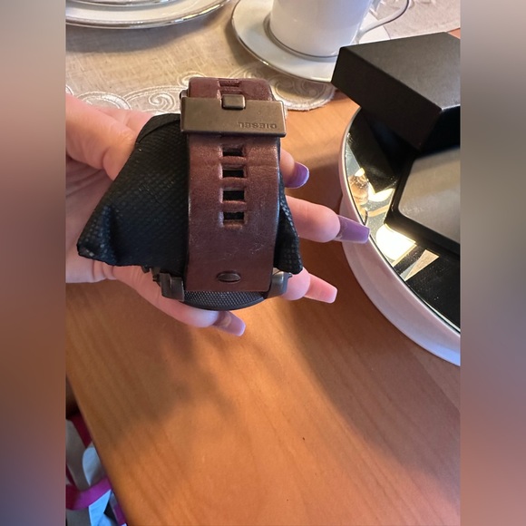Diesel Men’s watch! Like new! - Picture 4 of 6